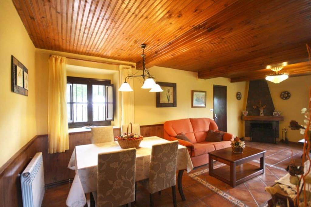 Casa Rural San Juan, Ribadesella. A 5 Minutos Del Mar Villa Ngoại thất bức ảnh