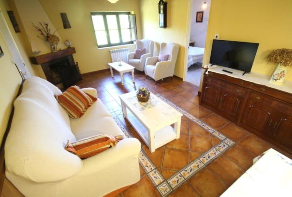 Casa Rural San Juan, Ribadesella. A 5 Minutos Del Mar Villa Ngoại thất bức ảnh